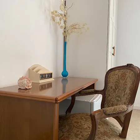 Seaside - A Due Passi Dal Mare Guest house